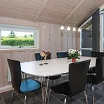Hébergement de vacances 4 Star Holiday Home In Hemmet Hemmet