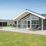 4 Star Holiday Home In Hemmet *